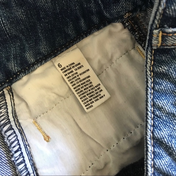 ONLY 1️⃣ LEFT American Eagle Button Up Denim Short - Picture 6 of 6